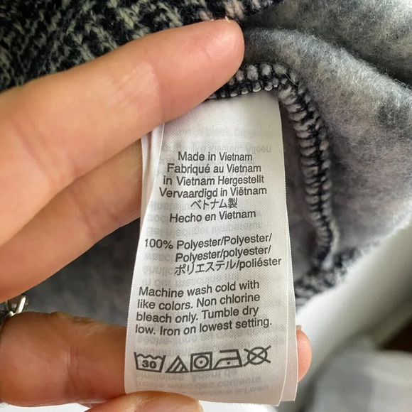 J. Crew Navy White Cozy Fleece Knit Plaid Checkered Turtleneck Sweater Size S - Picture 10 of 12